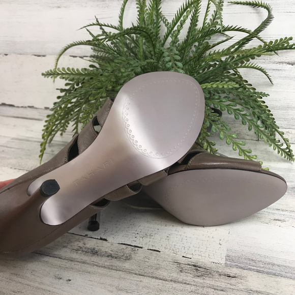 Tahari Sandals Heels [439] - Picture 5 of 6